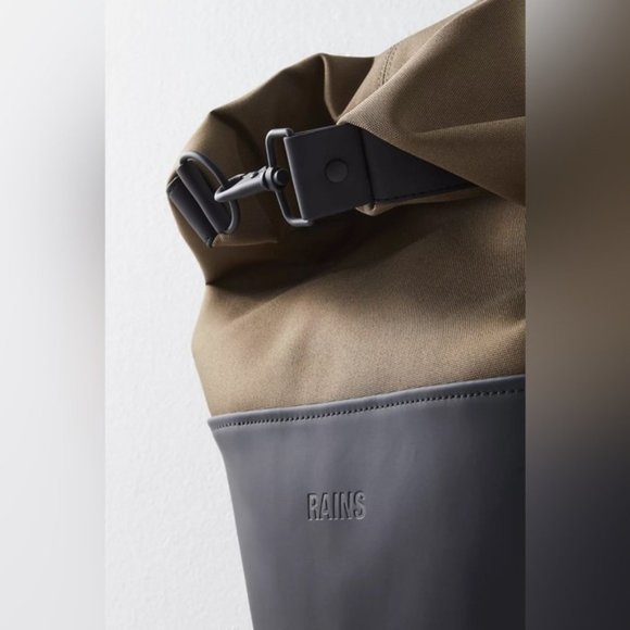 FREE People x Rains Bucket Sling Bag - Picture 3 of 11